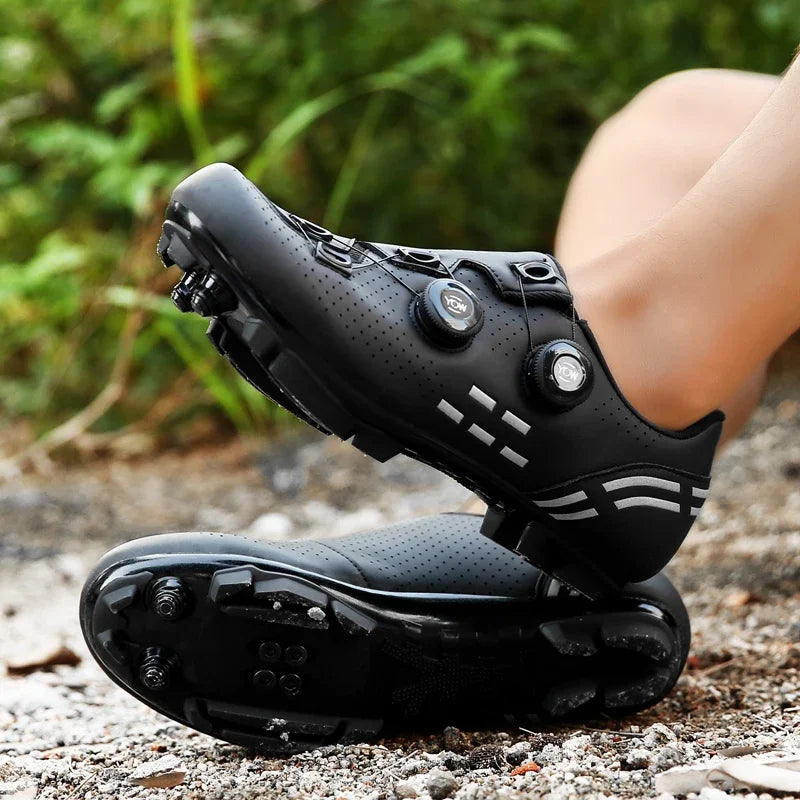 Carbon sport cycling shoes with cleats