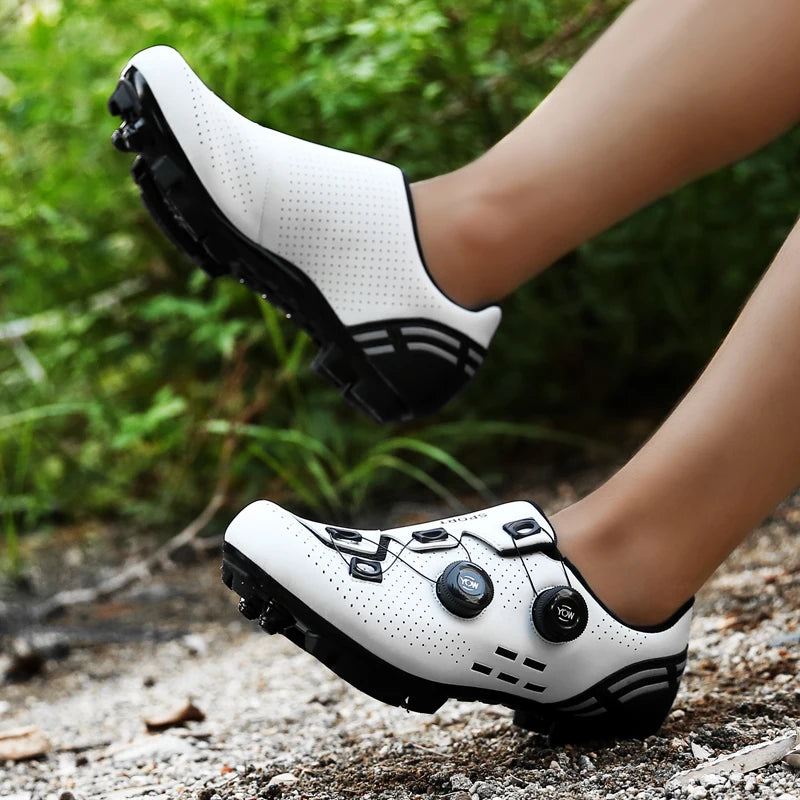 Carbon sport cycling shoes with cleats
